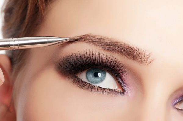 A Step-By-Step Guide to Choosing Your Eyebrow Restoration in Beverly Hills